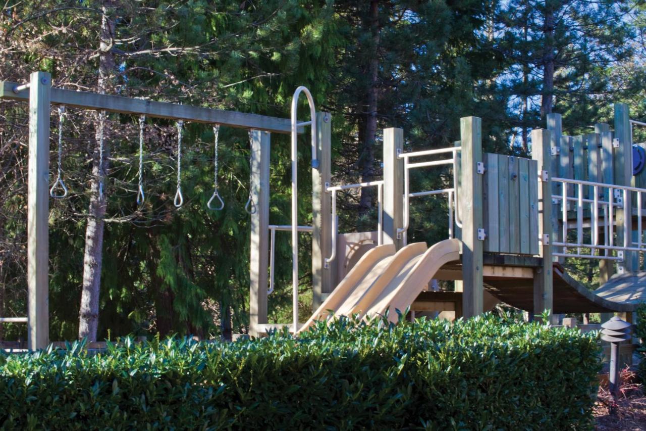 Whispering Woods Resort Welches Экстерьер фото
