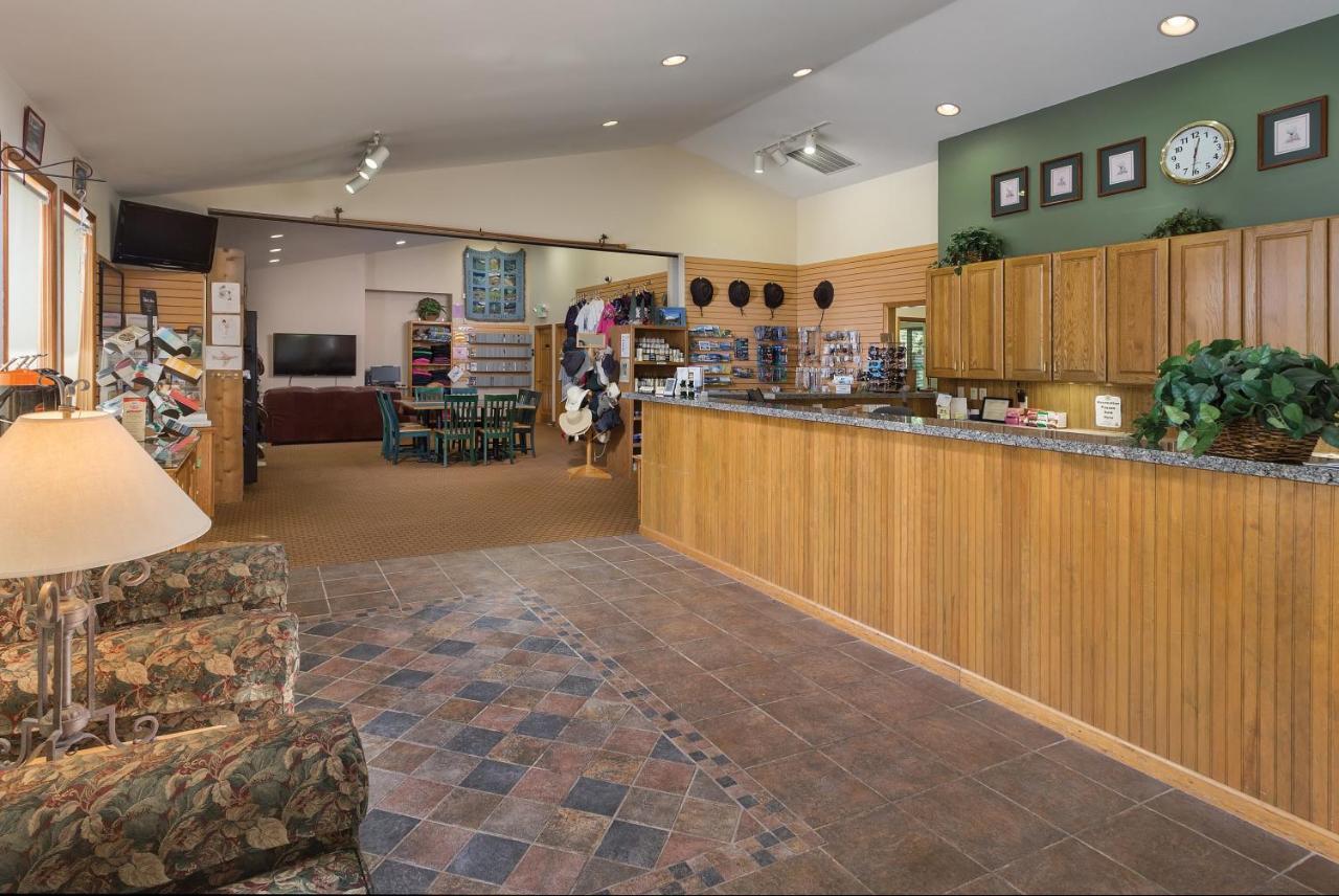 Whispering Woods Resort Welches Экстерьер фото
