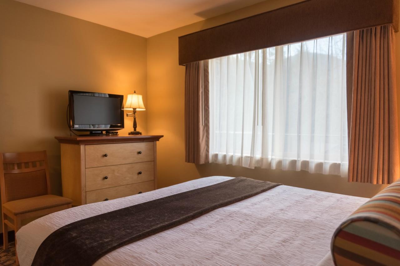 Whispering Woods Resort Welches Экстерьер фото